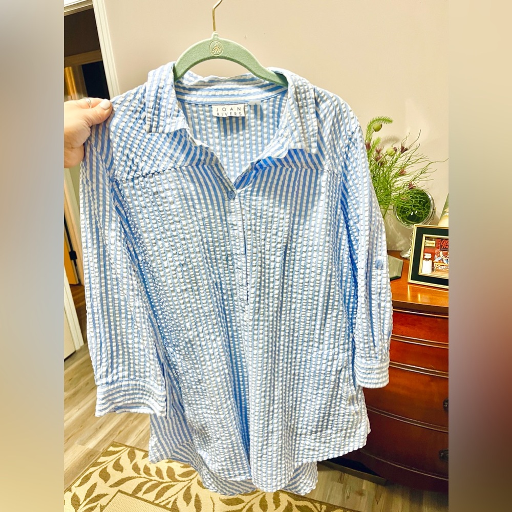 Joan Rivers seersucker blouse
